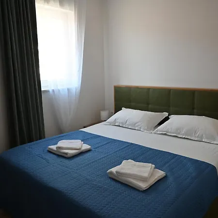 Green * Baška Voda