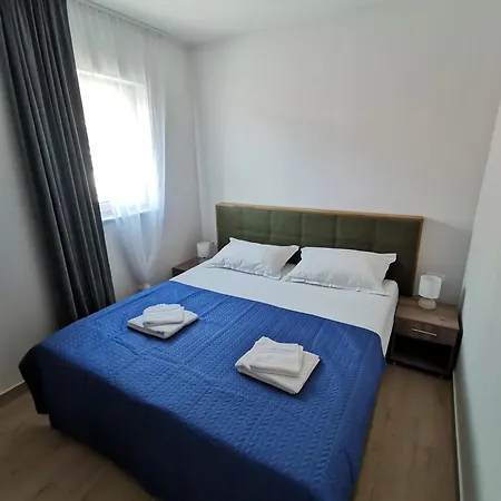 Green * Baška Voda